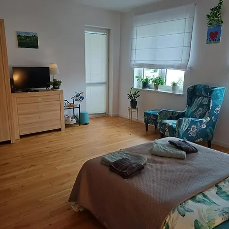 홈스테이 Kwatera Ulica Paprotki 23 Wilanow 바르샤바