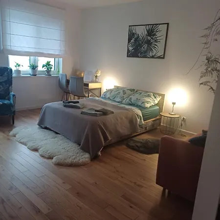 Kwatera Ulica Paprotki 23 Wilanow 바르샤바